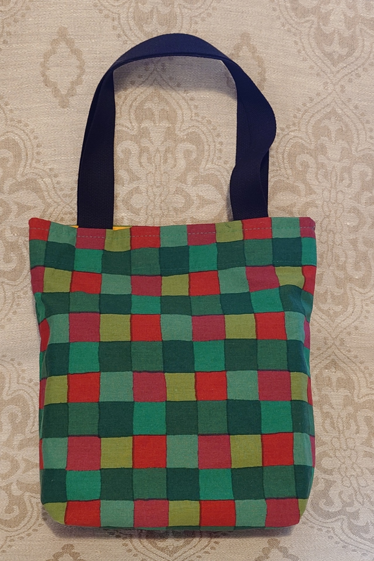 ANNETAAN TEKSTIILEILLE UUSI ELÄMÄ!!